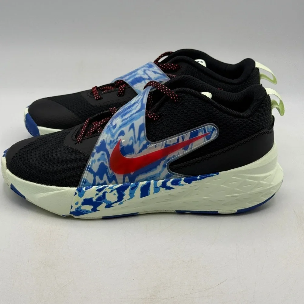 Nike Team Hustle D 12 SE Shoes Kids Size 5Y Black Crimson Basketball IQ0815-001